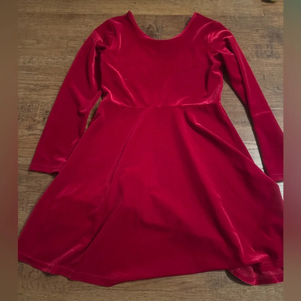 The children’s place 10/12 red velour dress worn for 30 mins.